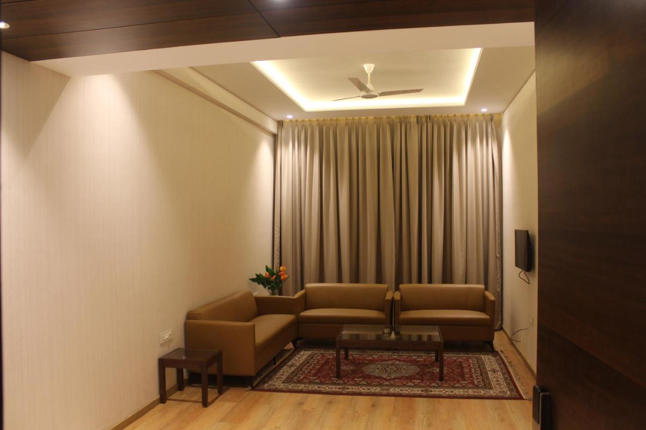 Hotel Rajhans Abhinandan Bhopal Exterior photo