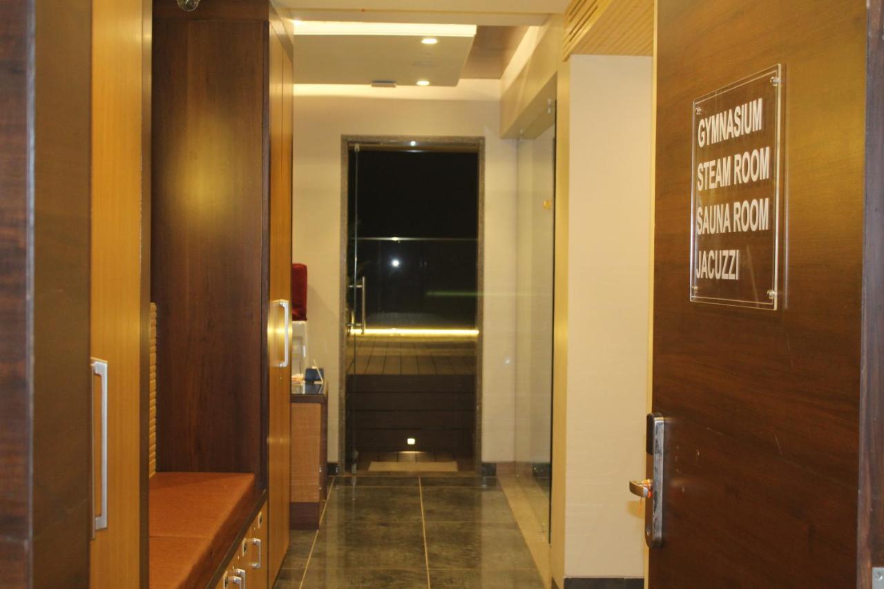 Hotel Rajhans Abhinandan Bhopal Exterior photo